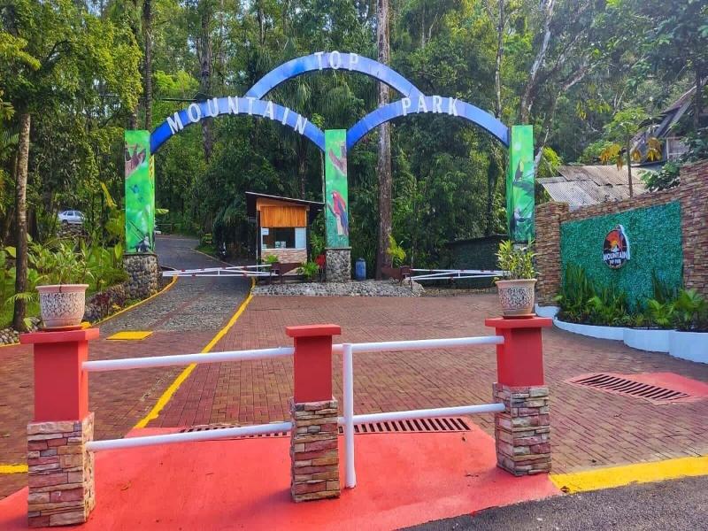 Mountain Top Park Hotel image