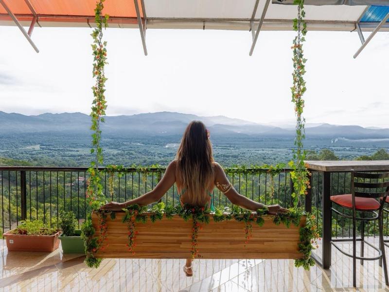 Mountain Top Park Hotel image