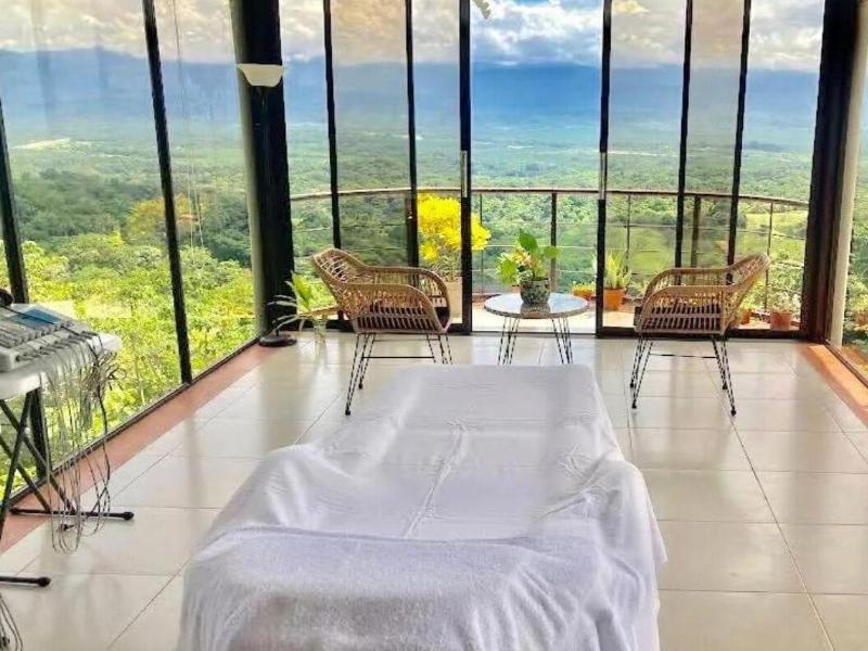 Mountain Top Park Hotel image