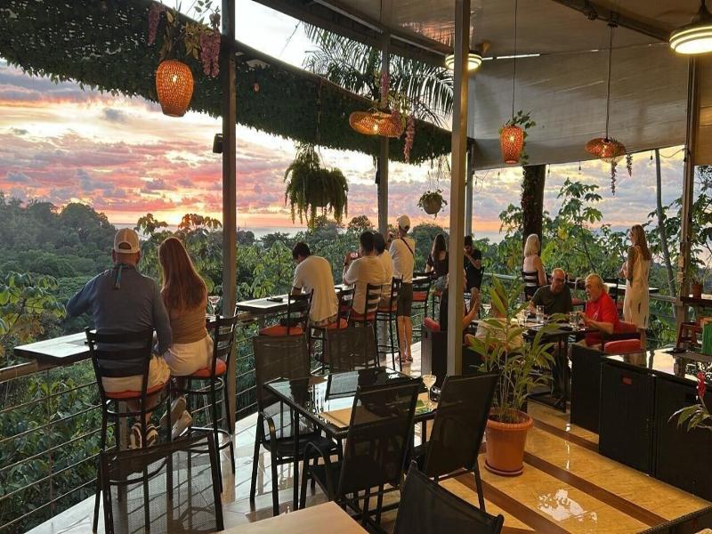Mountain Top Park Hotel image