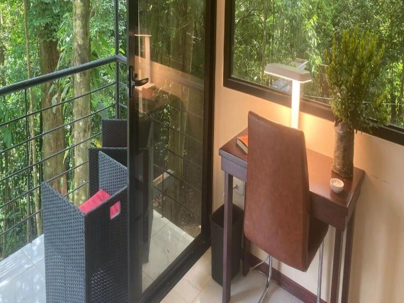 Mountain Top Park Hotel image