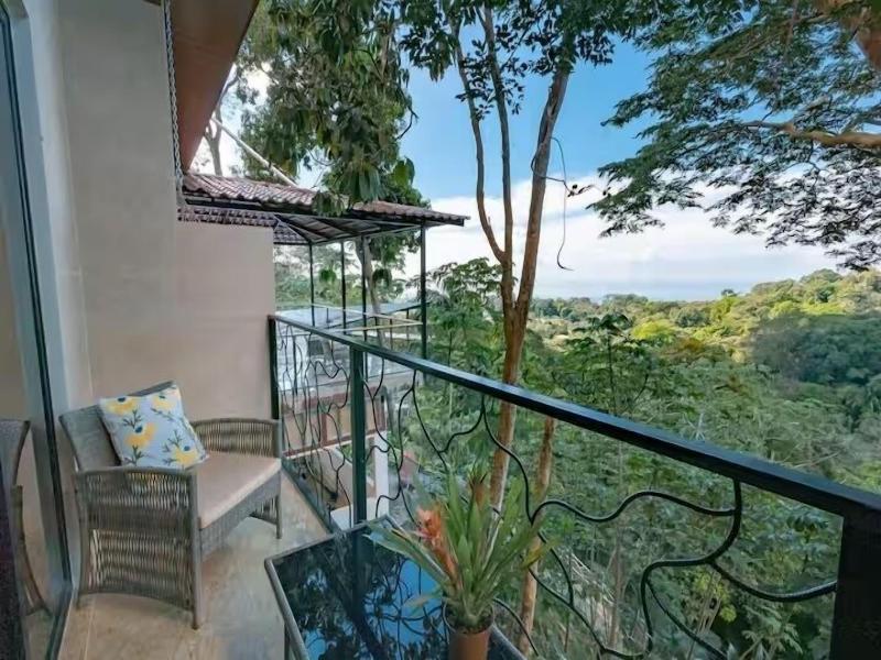 Mountain Top Park Hotel image