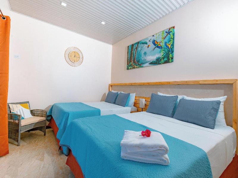 Mountain Top Park Hotel image