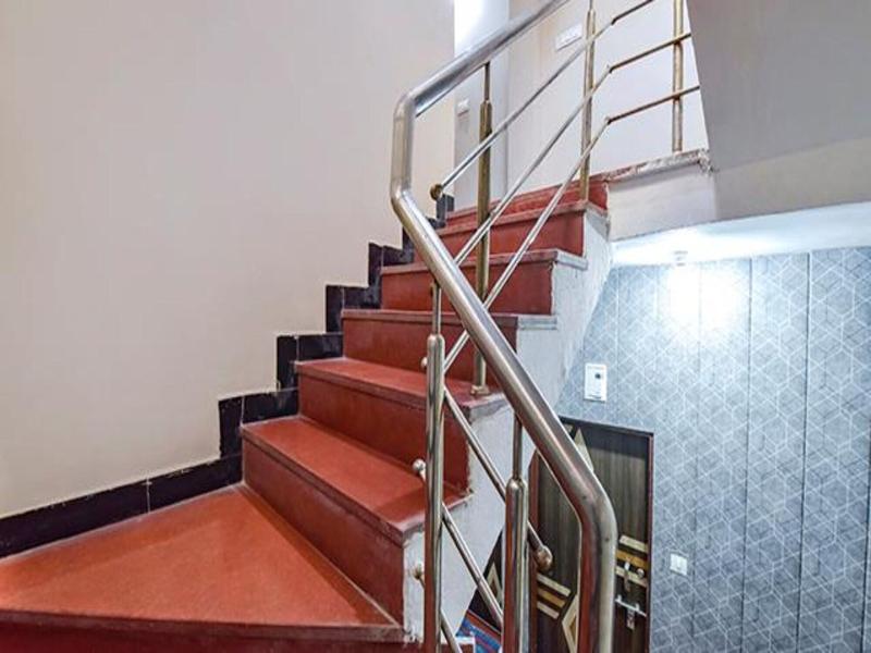 Fabhotel Mahakal Shikhar Darshan