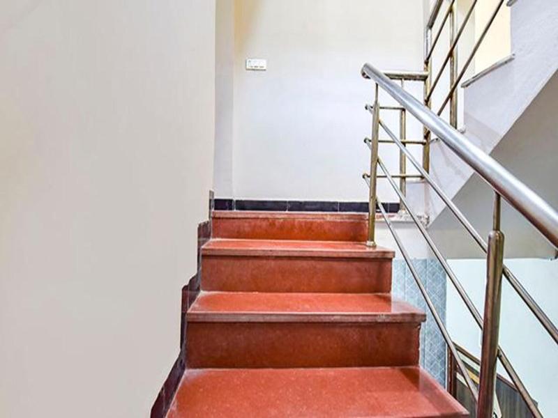 Fabhotel Mahakal Shikhar Darshan