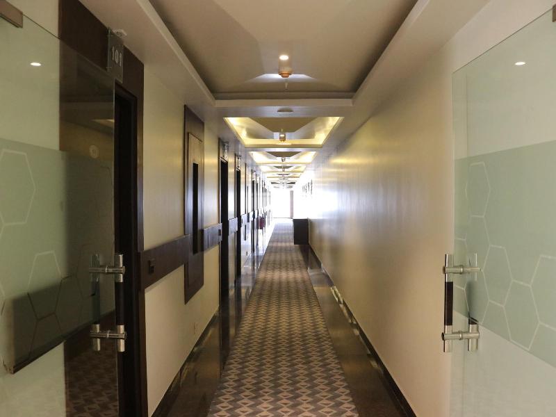 Wedcation By Tivoli - A Unit Of Palmdale Resort