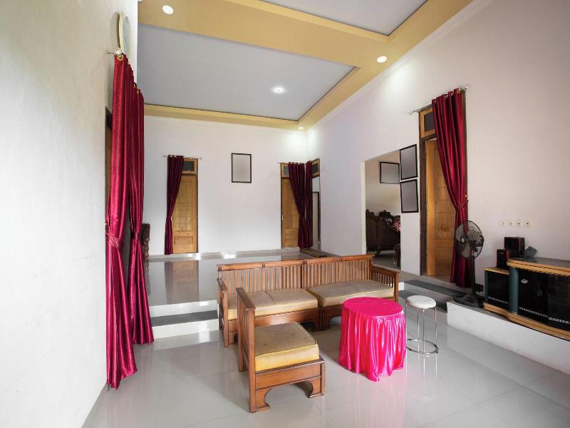 Hotel O Homestay Romauli Kampung Radja image