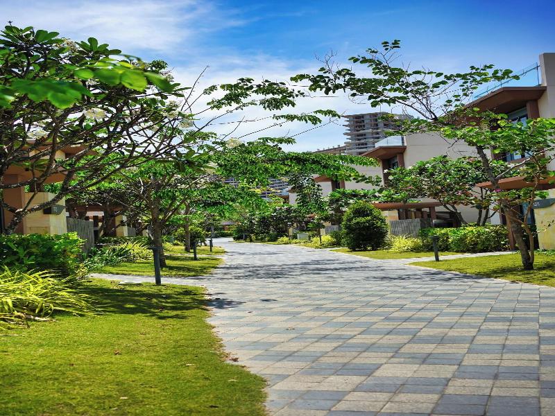 Seascape Villas In Long Beach Cam Ranh image