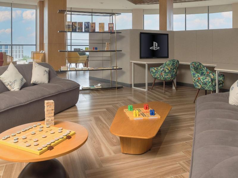 Seascape Villas In Long Beach Cam Ranh image