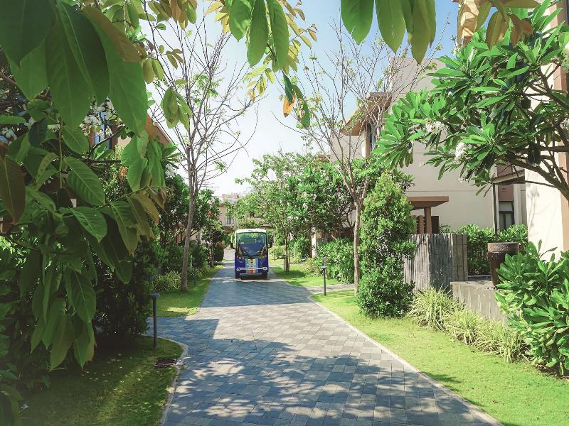 Seascape Villas In Long Beach Cam Ranh image