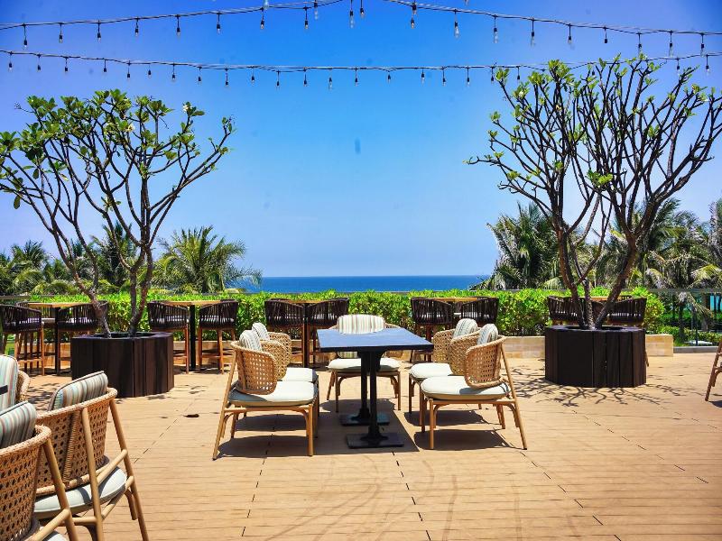 Seascape Villas In Long Beach Cam Ranh image