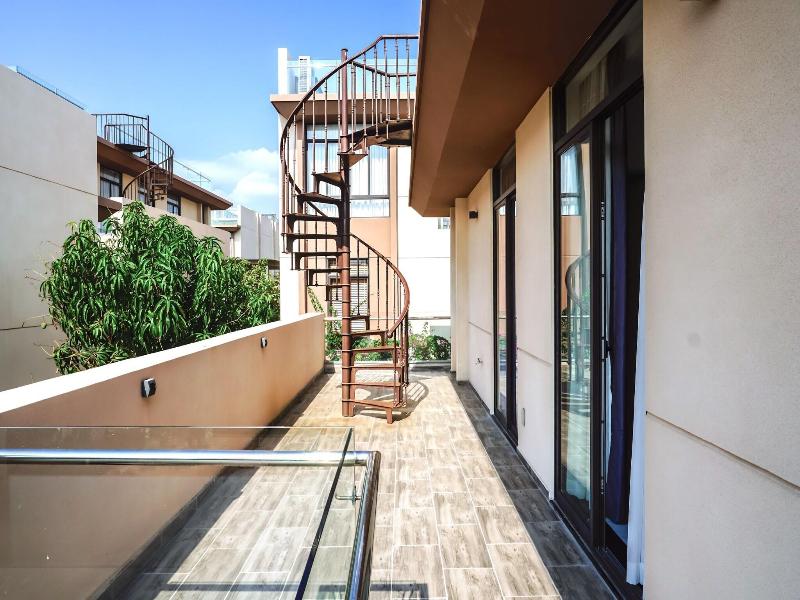 Seascape Villas In Long Beach Cam Ranh image