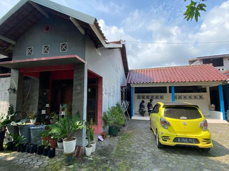 Hotel O Lies Kostel Syariah image