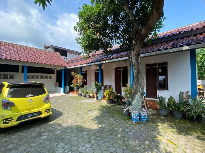 Hotel O Lies Kostel Syariah image