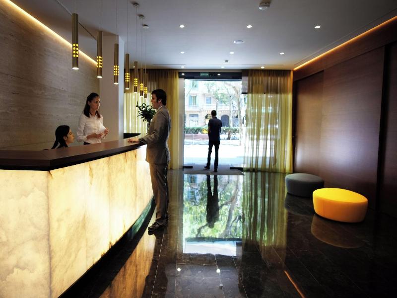 Hotel Chi image