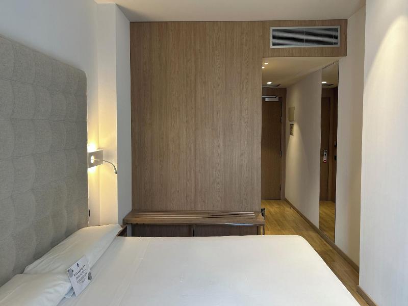 Hotel Chi image