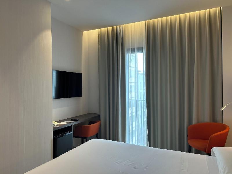 Hotel Chi image