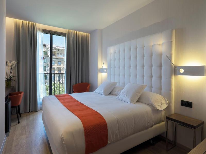 Hotel Chi image