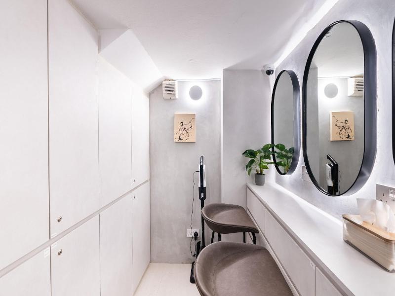 JYU Capsule Hotel image