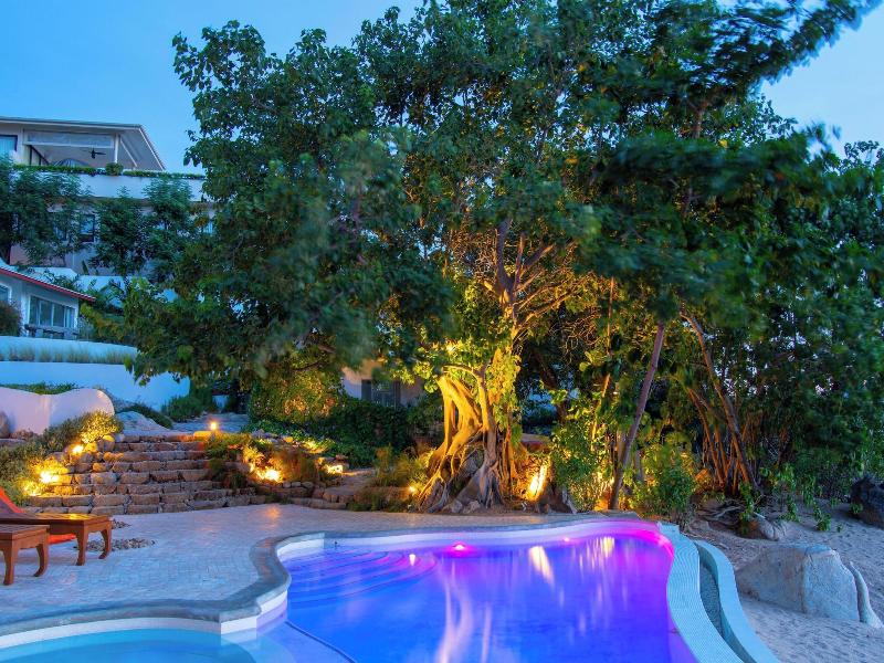 Ampersand Resort image