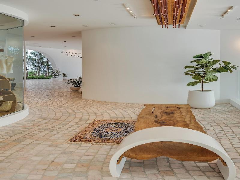 Ampersand Resort image