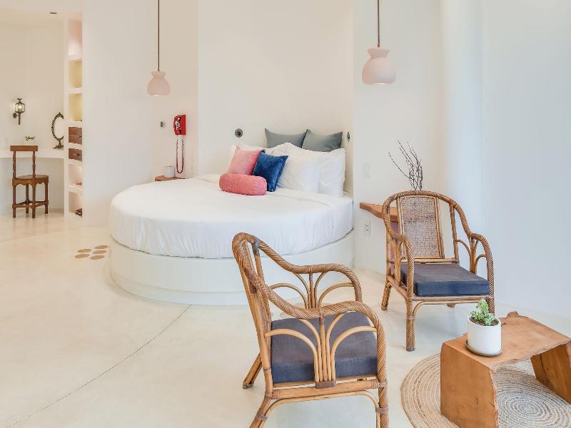 Ampersand Resort image