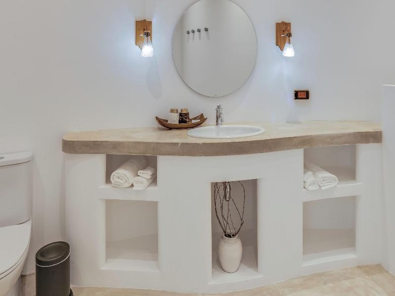 Ampersand Resort image