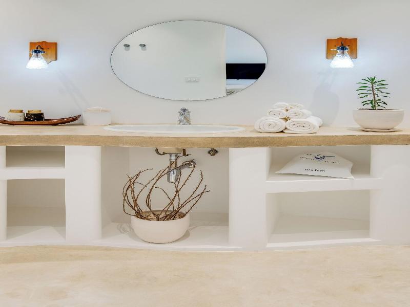 Ampersand Resort image