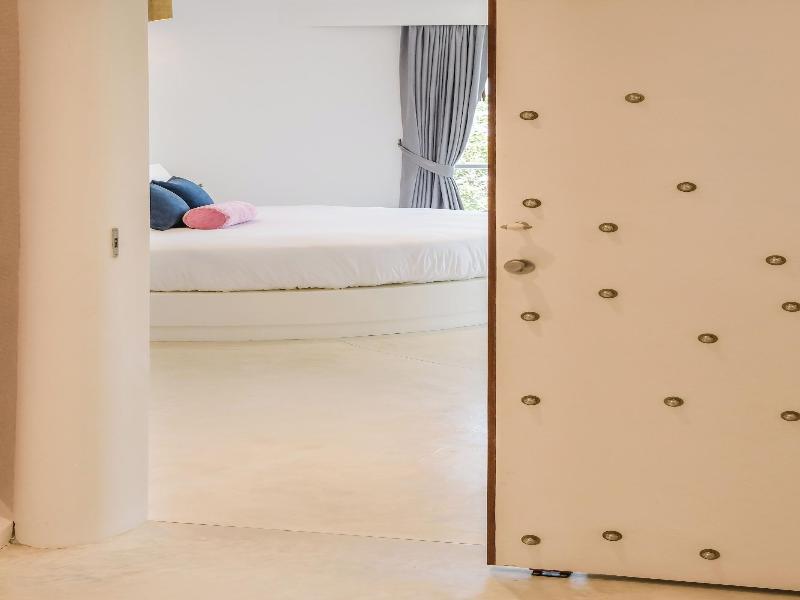 Ampersand Resort image