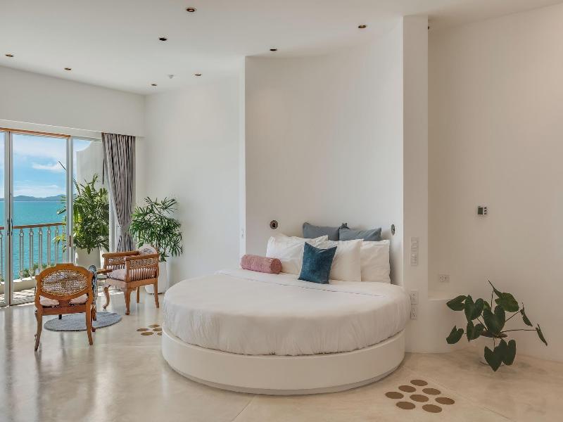 Ampersand Resort image