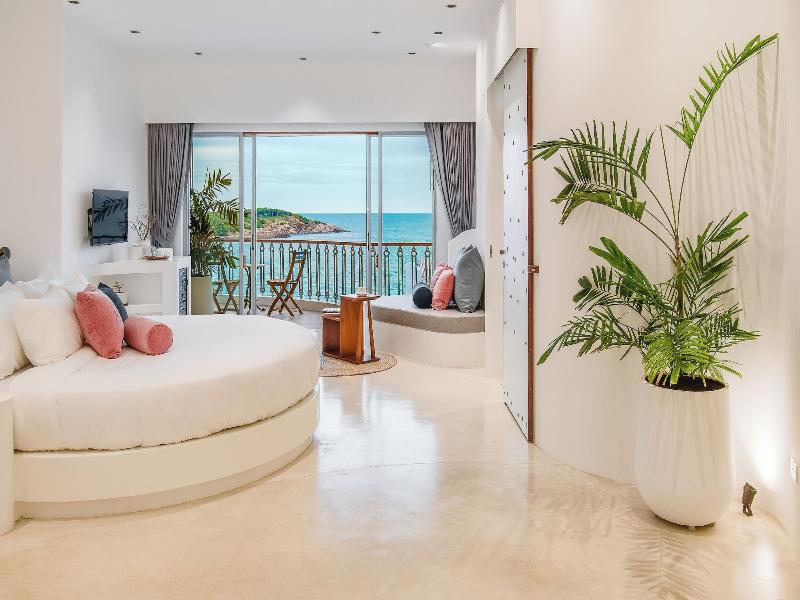 Ampersand Resort image