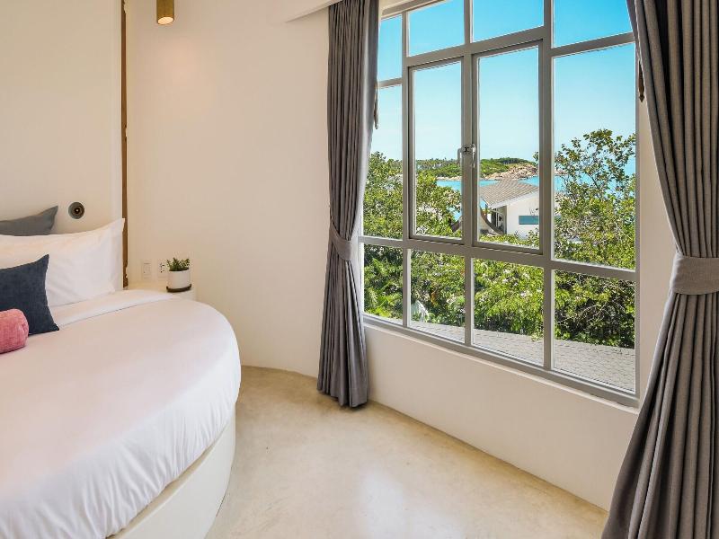 Ampersand Resort image