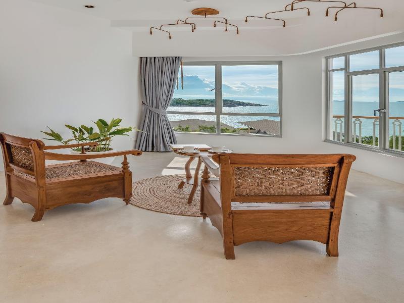 Ampersand Resort image