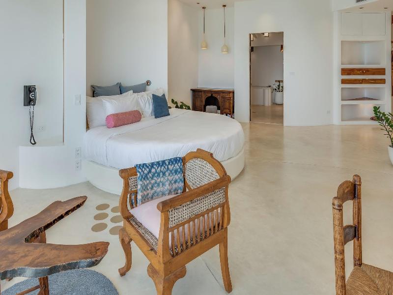 Ampersand Resort image