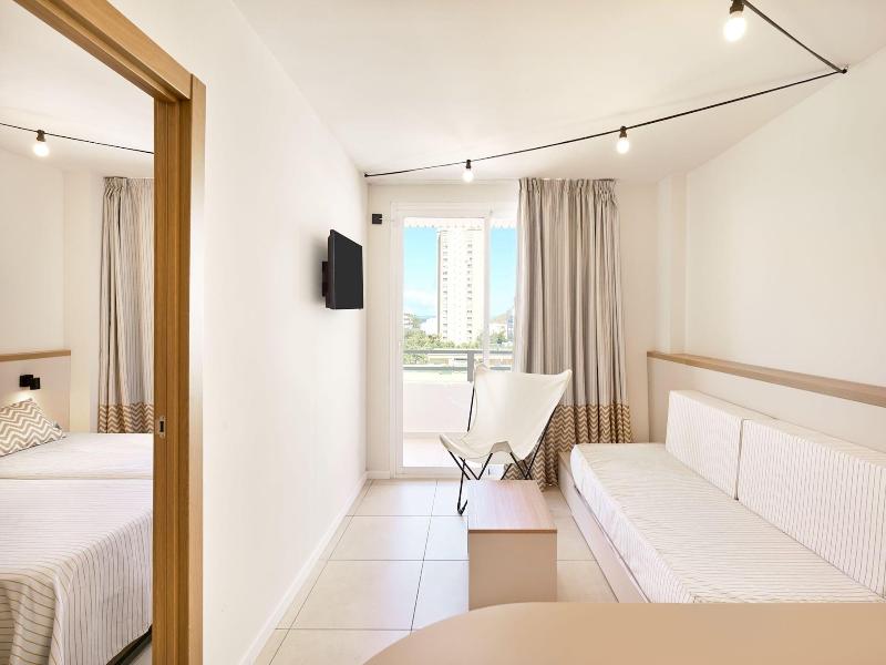 Tent Calvia Beach image