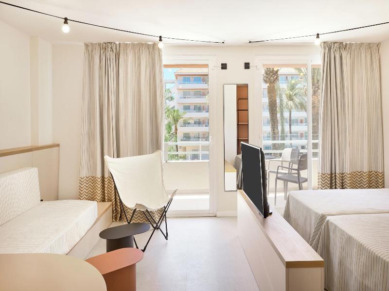 Tent Calvia Beach image