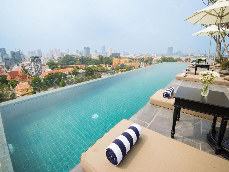 Glow Park Hotel Grand Royal Palace image