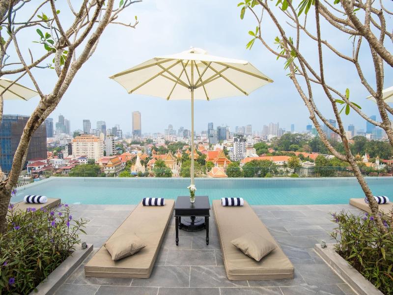 Glow Park Hotel Grand Royal Palace image