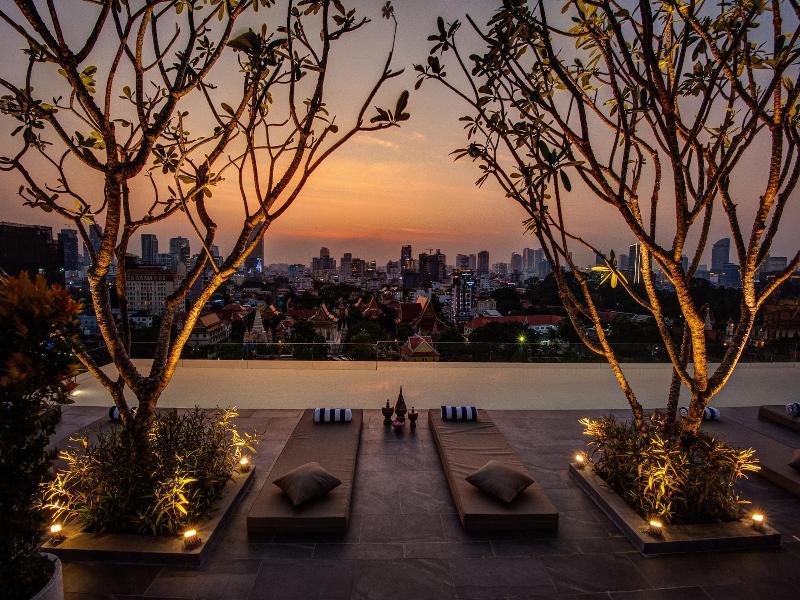 Glow Park Hotel Grand Royal Palace image