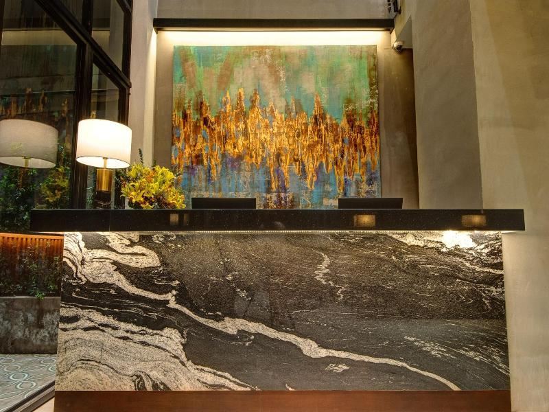 Glow Park Hotel Grand Royal Palace image