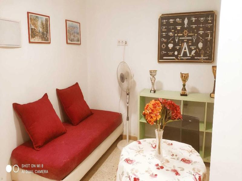Hostal Estudios image