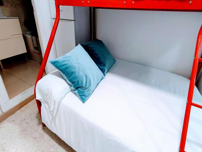 Hostal Estudios image