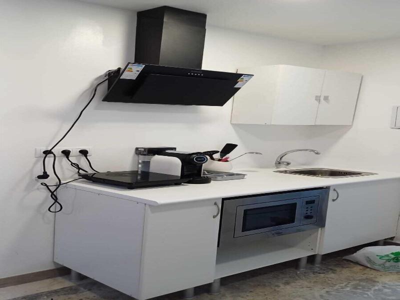 Hostal Estudios image