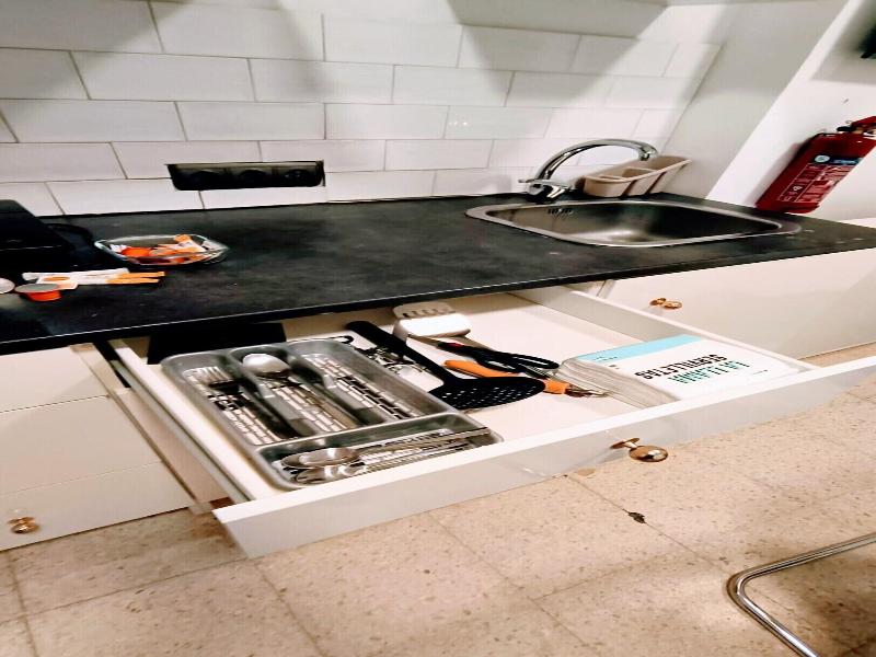 Hostal Estudios image