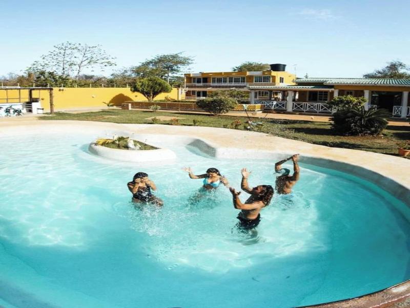 Hotel Campestre Dorado Sai image