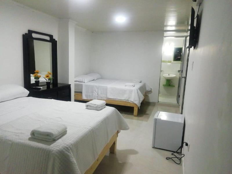 Hotel Campestre Dorado Sai image