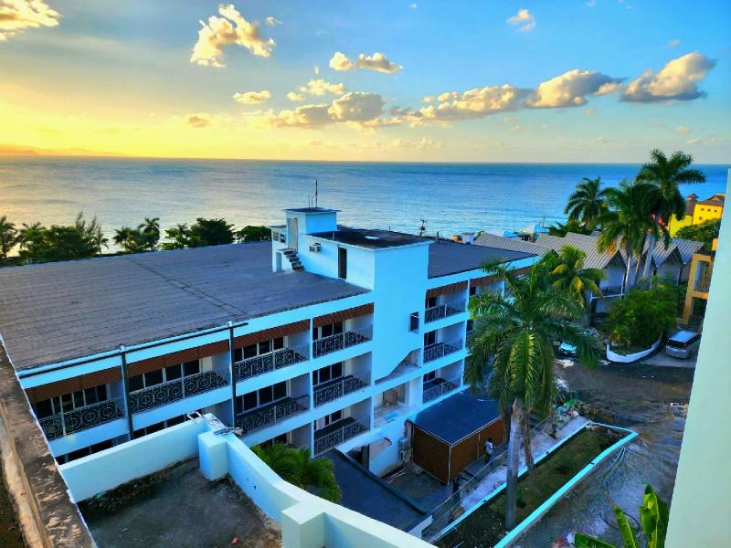 Hotel 39 Jamaica image