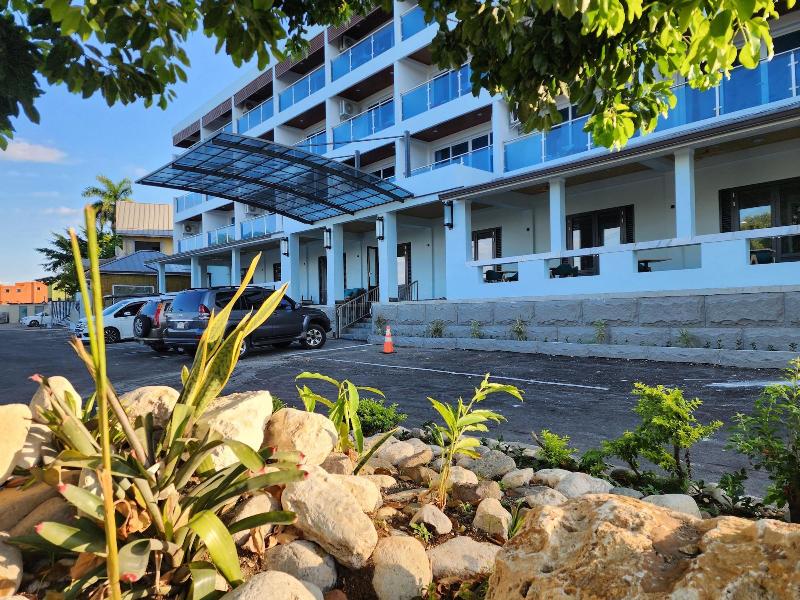 Hotel 39 Jamaica image