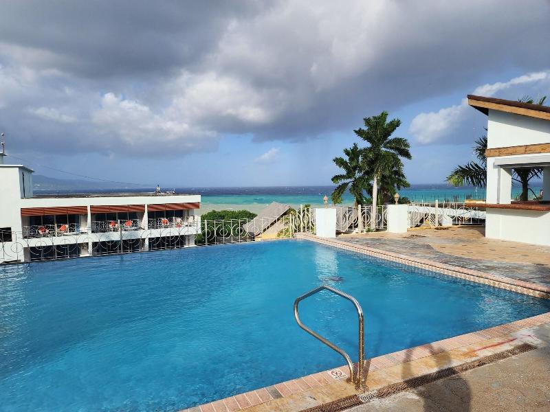 Hotel 39 Jamaica image