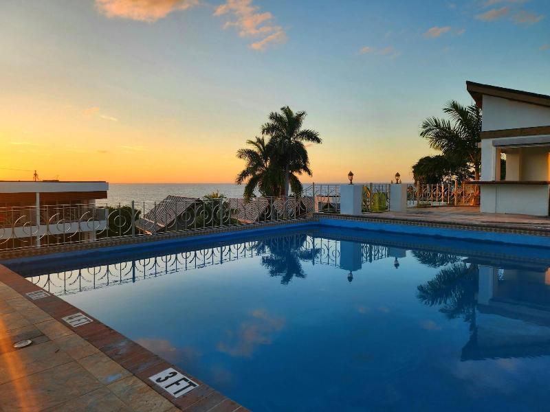 Hotel 39 Jamaica image